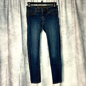 Blue Asphalt Medium Wash Skinny Blue Jeans. - size 1S